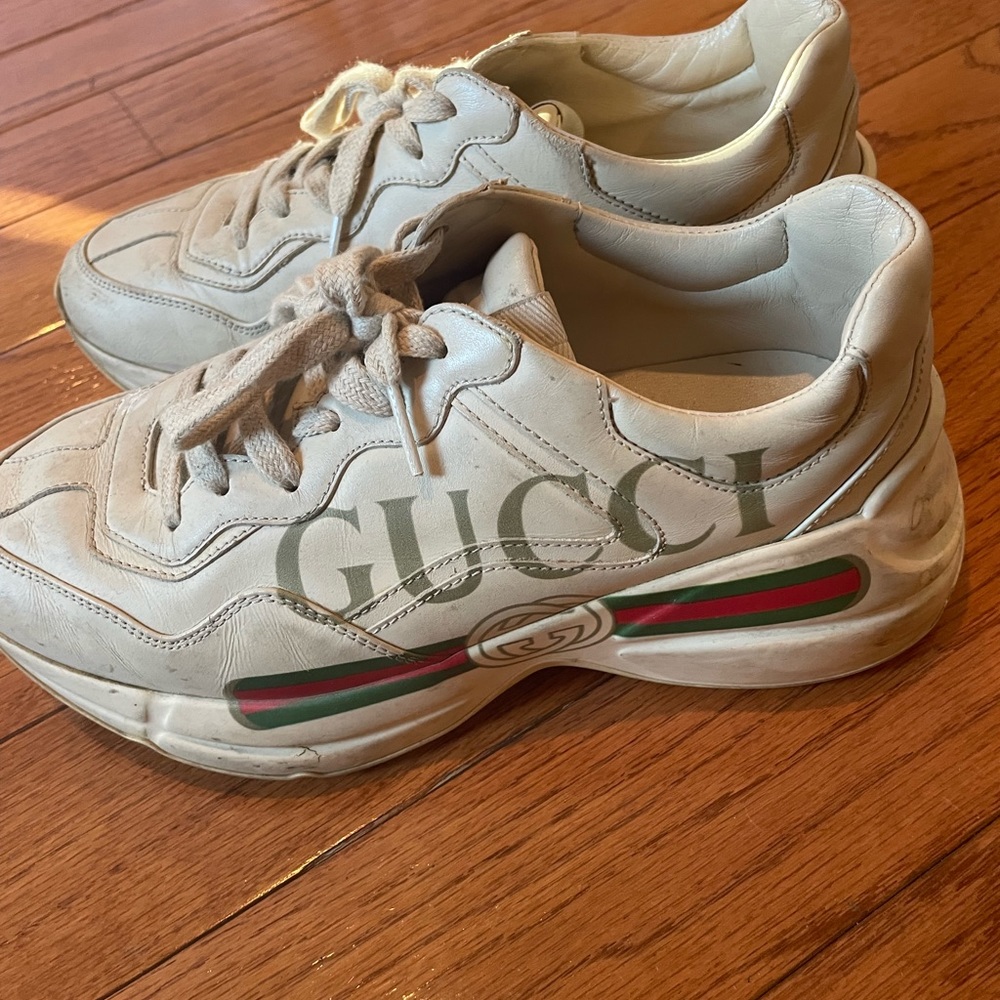 Gucci sneakers size 37.5